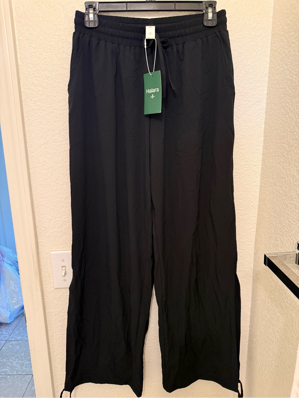 HALARA Black Wide-Leg Pull-On Drawstring Pants